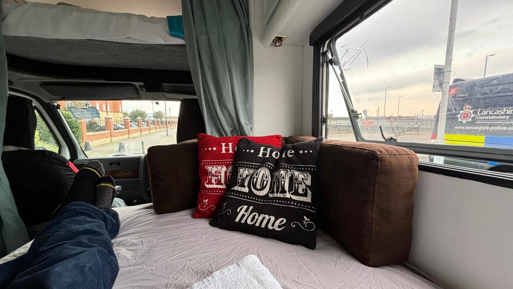 Cool Wheels On The Waterfront Hotel Liverpool Ngoại thất bức ảnh